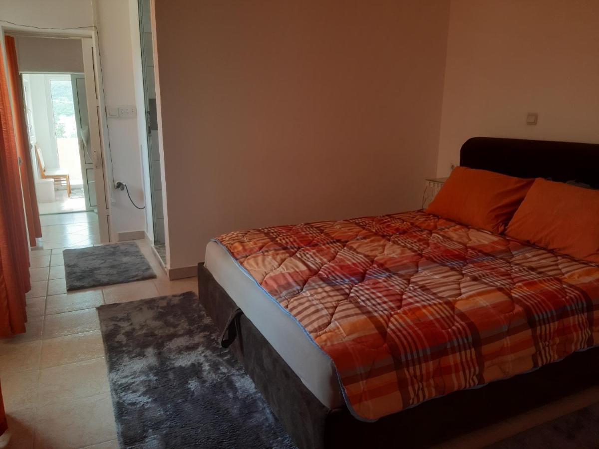 Guest'S House "Lindi&Roni" Apartment Ulcinj Ngoại thất bức ảnh